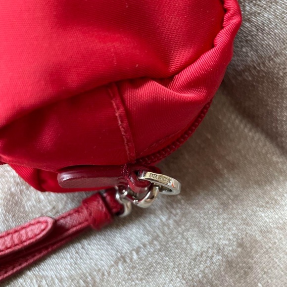 Prada nylon pouch - Picture 3 of 10